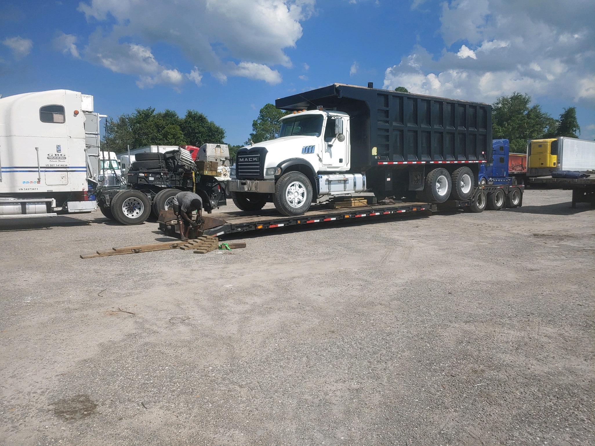 Shipping a Mack dump truck on a RGN trailer