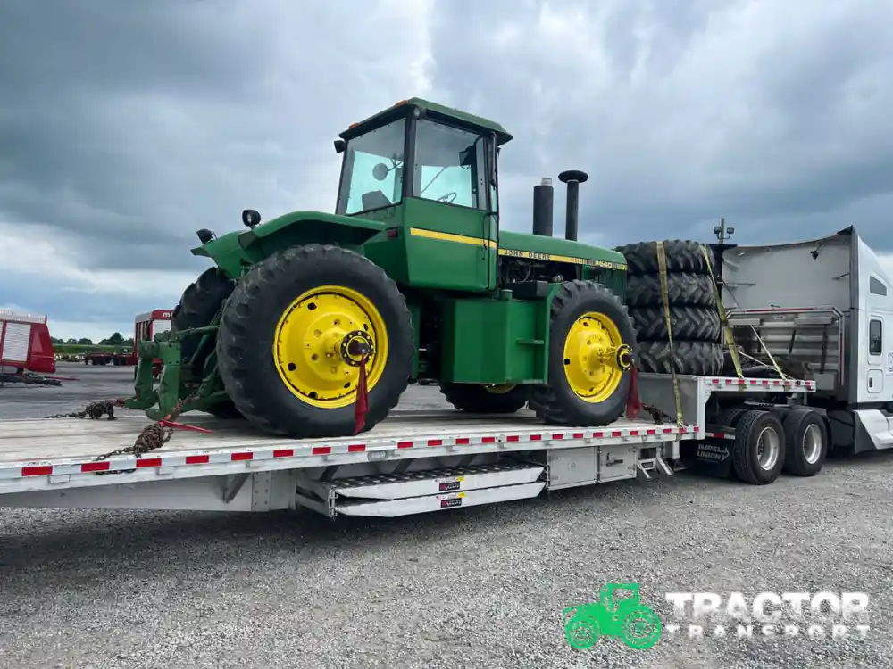 Transporting agricultural equipment through Fort Worth, TX
