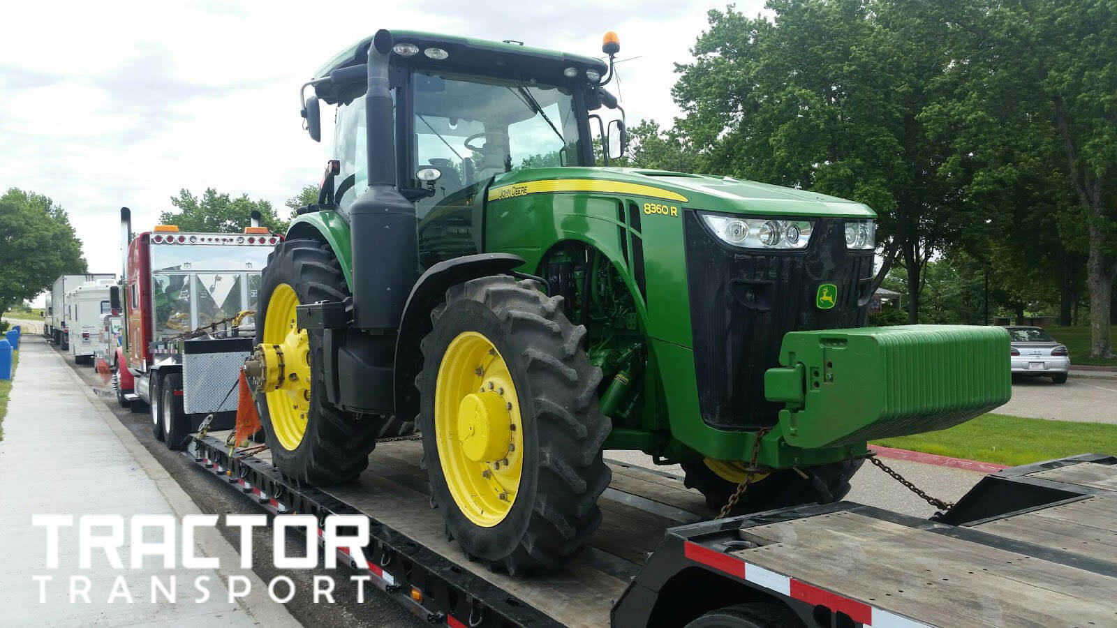 Transporting John Deere 8360R tractor
